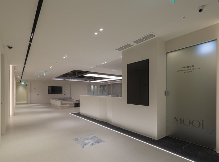 MOOi clinic interior